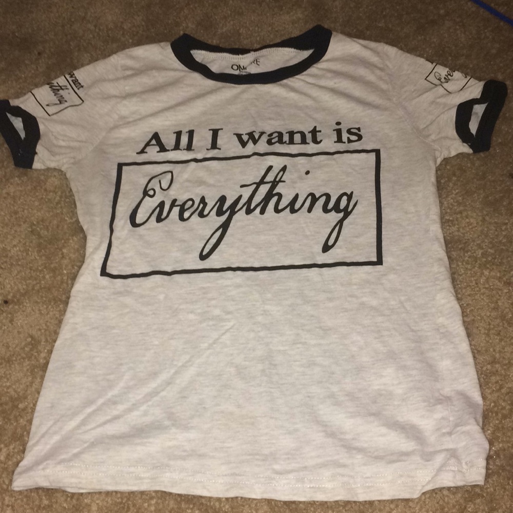 Graphic tee